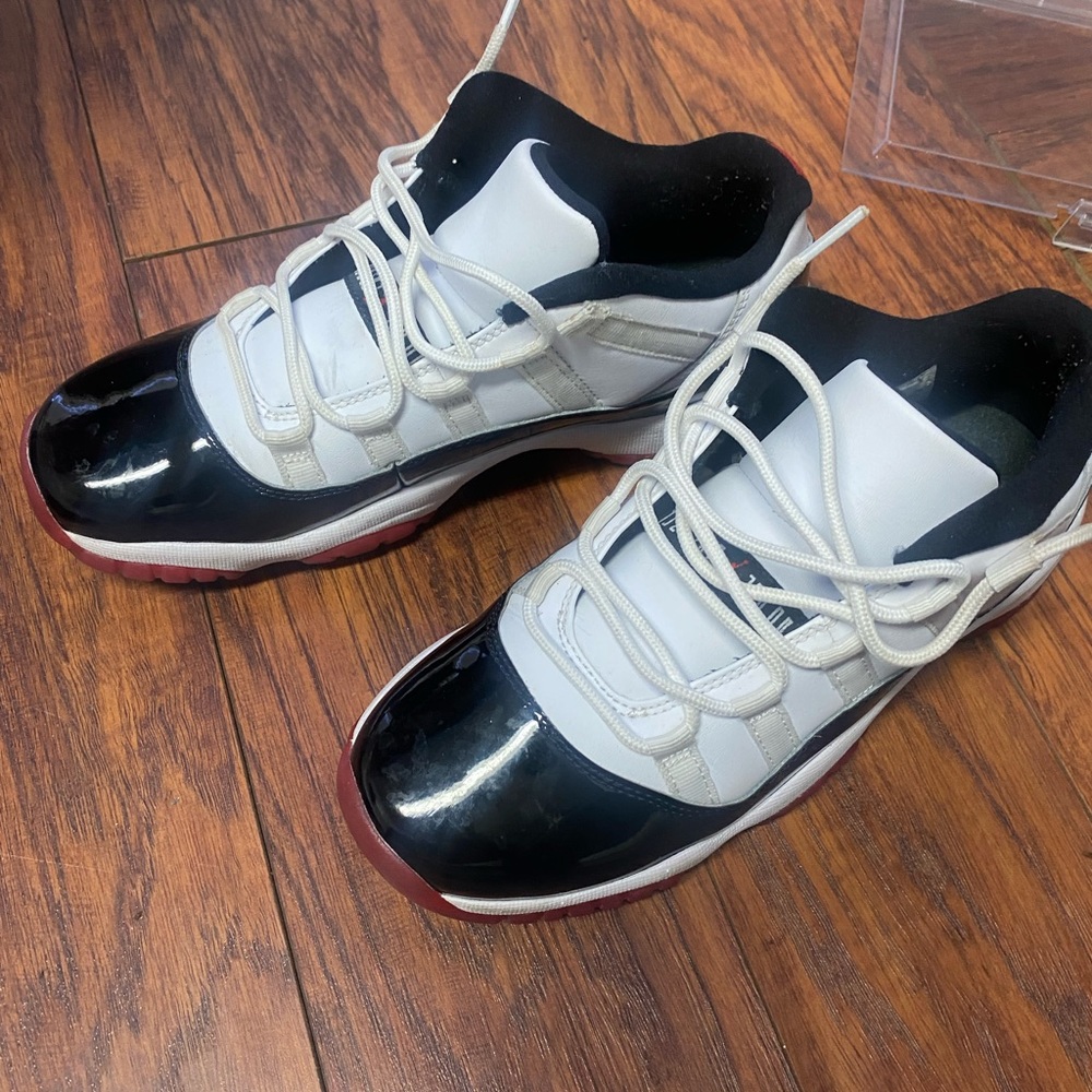 Jordan 11 Retro Low Concord